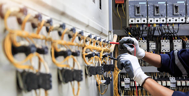 Professional Electrician technician working in Bayboro, NC